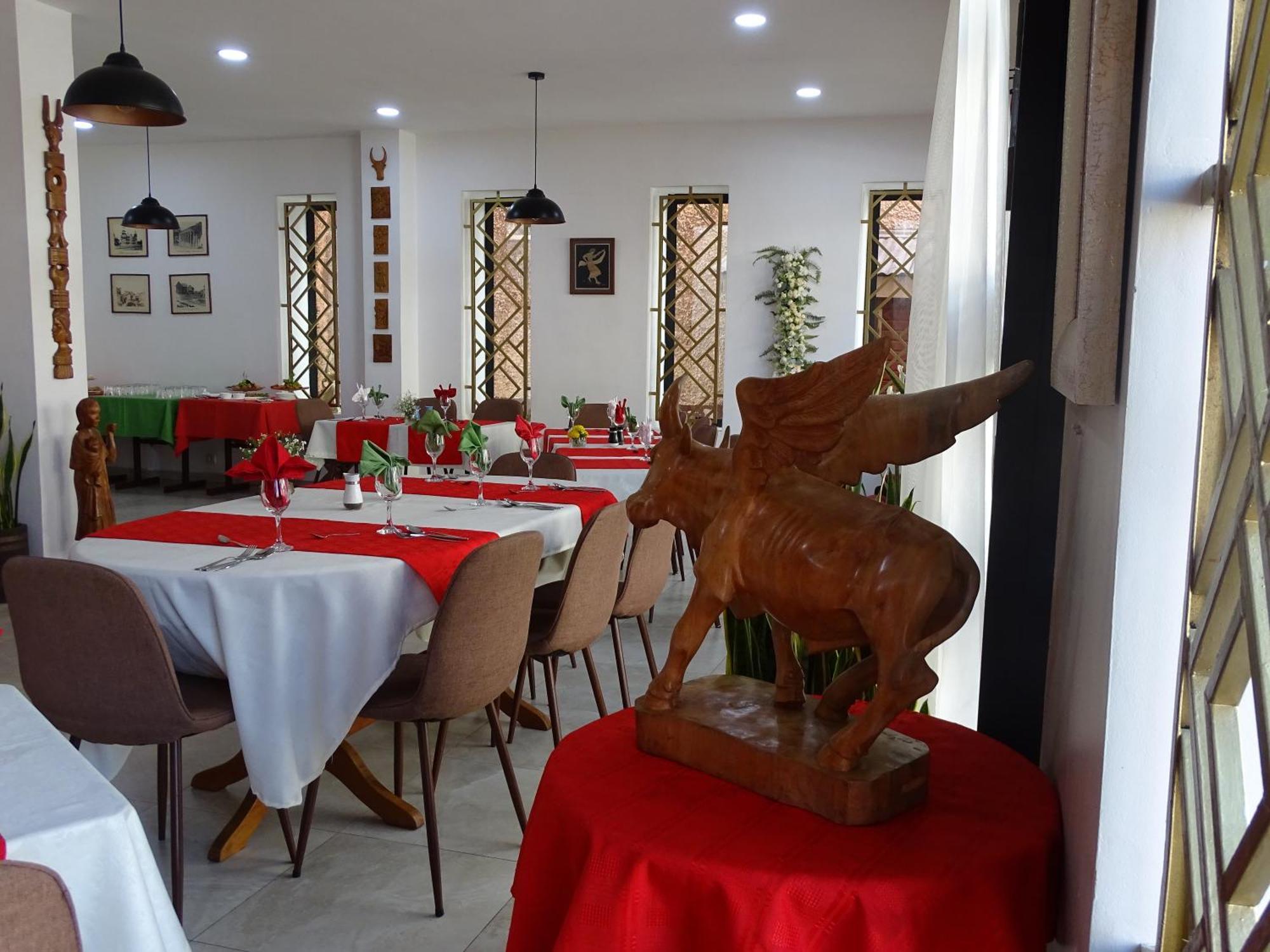 Radama Hotel Antananarivo Esterno foto